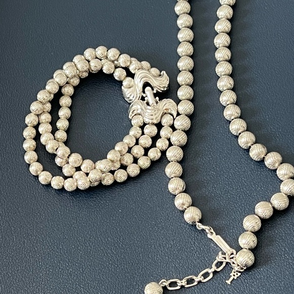 Vtg Crown Trifari bracelet Trifari necklace and earrings - Picture 9 of 11